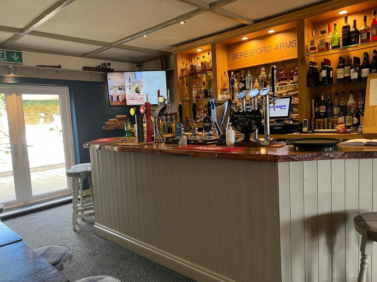 מלון מורפת' The Beresford Arms מראה חיצוני תמונה